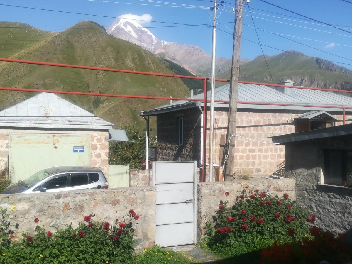 Guest House Lela Rezo Kazbegi Luaran gambar